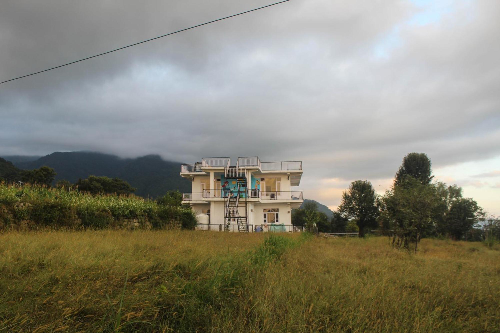 The Bunksters Bir Albergue Exterior foto